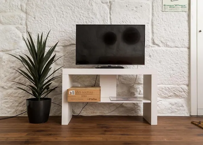 Clerigos Design By Hosty * Porto