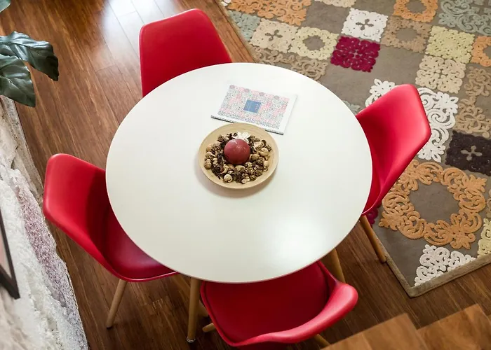 Clerigos Design By Hosty Porto