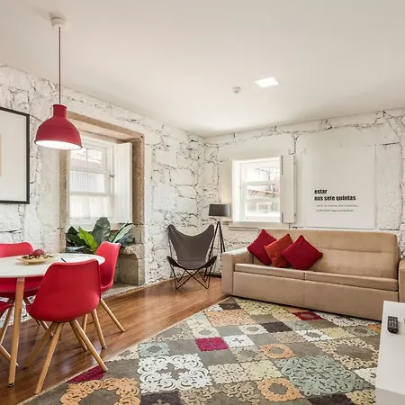 Rua de Trás Apartments