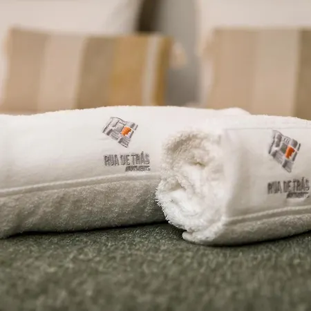 Rua de Trás Apartments *