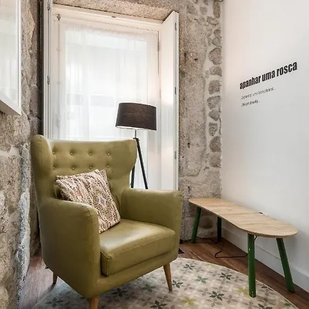 Clerigos Design By Hosty Apartament *