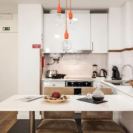 Clerigos Design By Hosty Porto