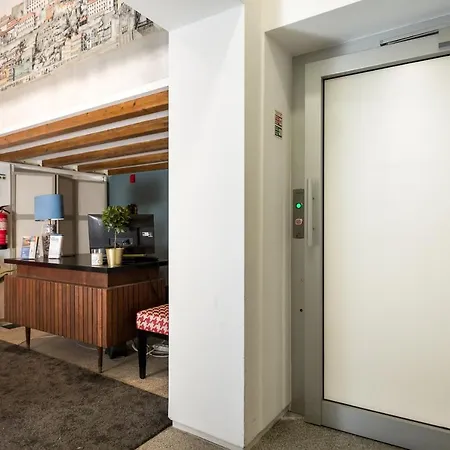 Clerigos Design By Hosty *