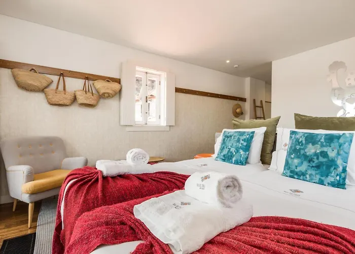 Clerigos Design By Hosty * Πόρτο