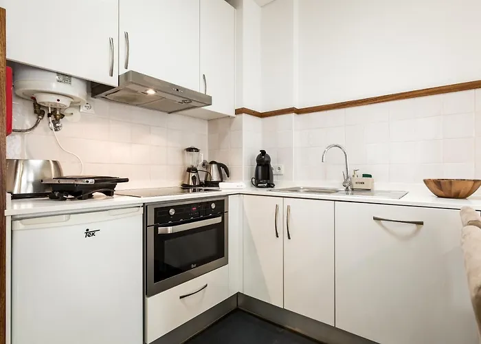 Clerigos Design By Hosty