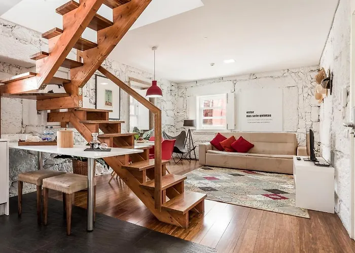 Clerigos Design By Hosty