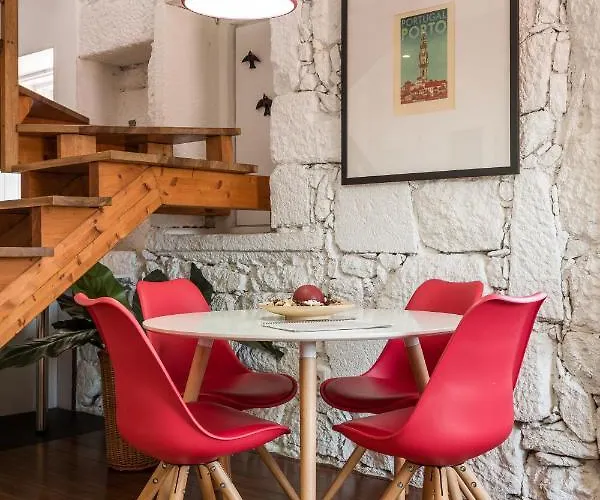 Clerigos Design By Hosty