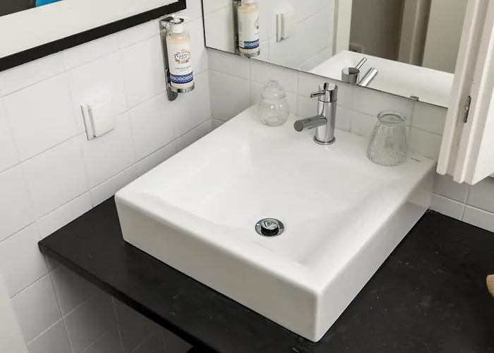 Clerigos Design By Hosty Porto